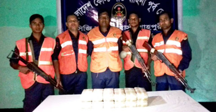 পলিথিনের ব্যাগে মিলল ৬ কোটি টাকার ইয়াবা