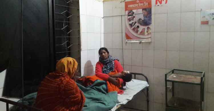 অাগুন পোহাতে গিয়ে দগ্ধ শিশু