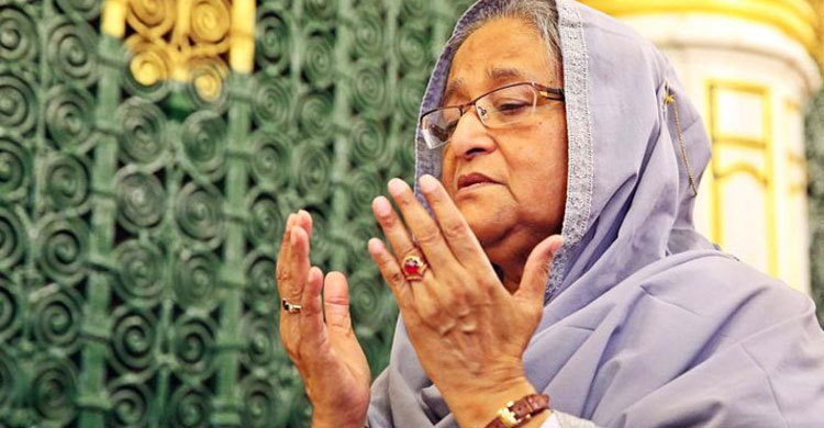 Biswa Ijtema: PM joins Akheri Munajat