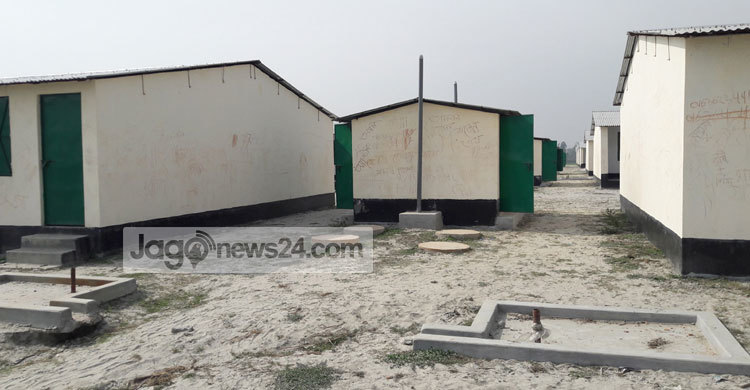 সাড়া নেই আশ্রয়ণ প্রকল্পের ঘর বরাদ্দে