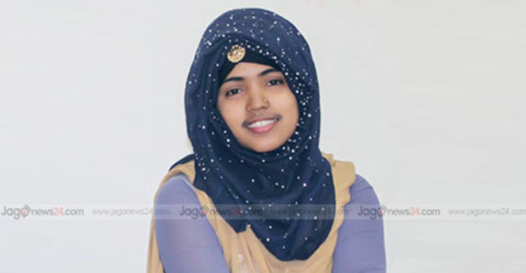 বক্তৃতায় চ্যাম্পিয়ন অপি