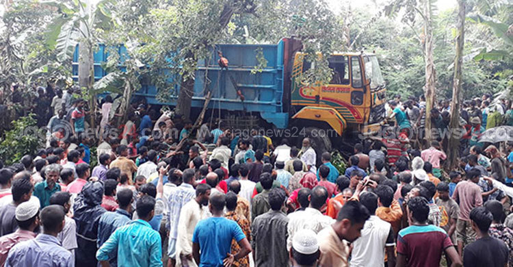 যশোরে ট্রাকচাপায় নিহতের সংখ্যা বেড়ে ৪
