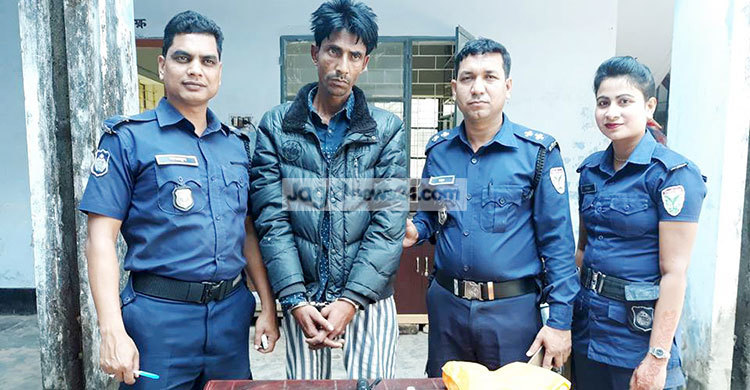 মৌলভীবাজারে একাধিক মামলার আসামি অস্ত্রসহ গ্রেফতার