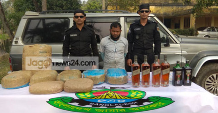 নিশান জিপভর্তি গাঁজা-হুইস্কি