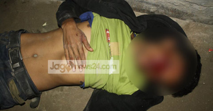 পুলিশ সোর্সের চোখ তুলে নিলো মাদক ব্যবসায়ীরা