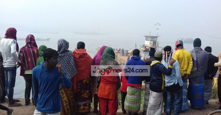 ফতুল্লায় লঞ্চের ধাক্কায় যাত্রীবাহী ট্রলারডুবি