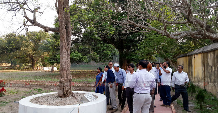 বঙ্গবন্ধুর ‘হৈমন্তি’ বাঁচাতে নাটোরে বিশেষজ্ঞ দল