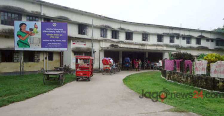 জমির জন্য শাশুড়িকে পিটিয়ে মারল জামাই