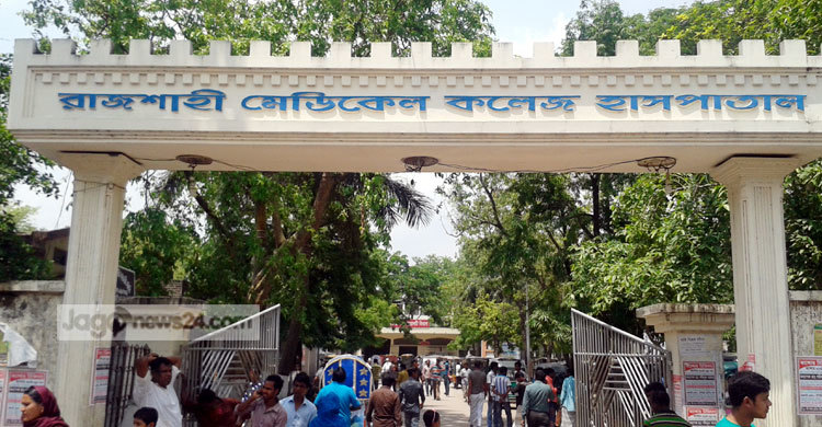 সন্তানকে বাঁচাতে গিয়ে মায়ের মৃত্যু