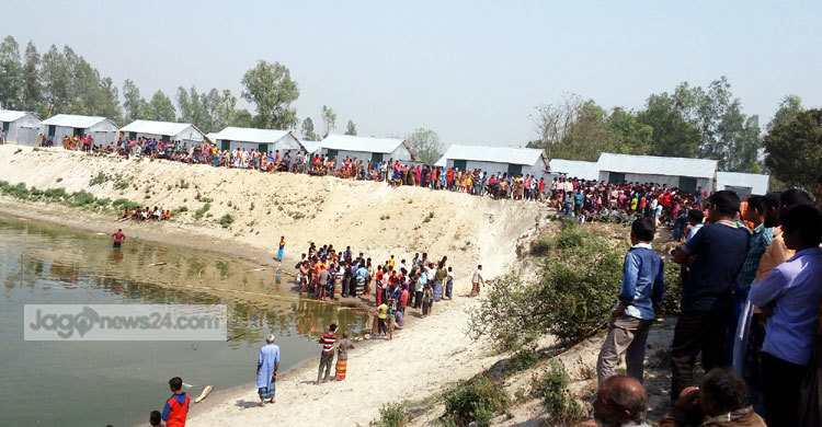 মাছ ধরতে গিয়ে পুকুরে ডুবে স্কুলছাত্রীর মৃত্যু