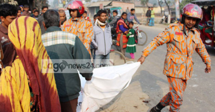 ঠাকুরগাঁওয়ে সড়ক দুর্ঘটনায় নারীর মৃত্যু