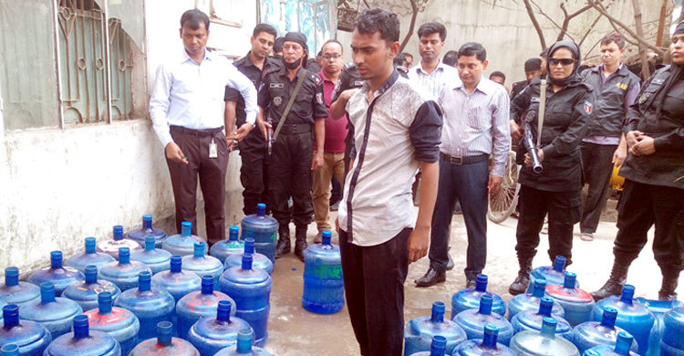 অবৈধ পানির ব্যবসা : ৫ প্রতিষ্ঠানকে জরিমানা