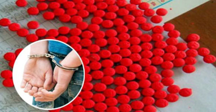 রাঙ্গাবালীতে ইয়াবাসহ মা-ছেলে আটক