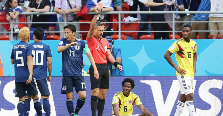 Colombia’s Sanchez gets first red card of WC