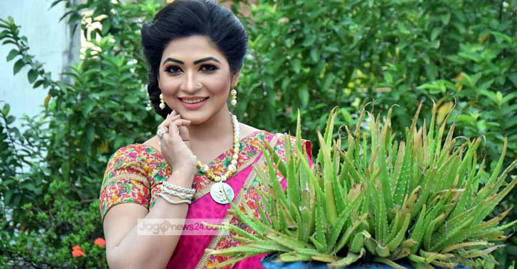 ঈদের জুতা পরে খাটের উপরে হাঁটতাম : বাঁধন