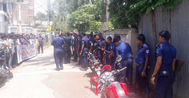 বাগেরহাটে বিএনপির সমাবেশে পুলিশের বাধা, আটক ৫