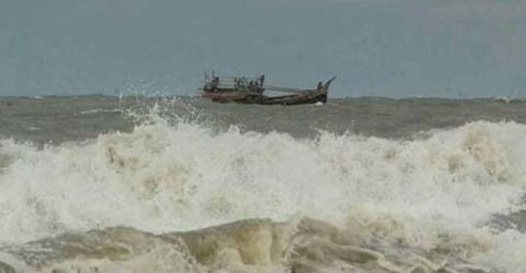 17 fishermen missing as trawler capsize in Bay