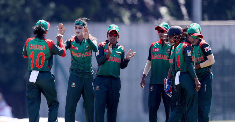 Bangladesh eves beat Ireland by four wickets