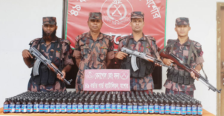 বেনাপোলে ফেনসিডিল ও ভারতীয় শাড়ি উদ্ধার