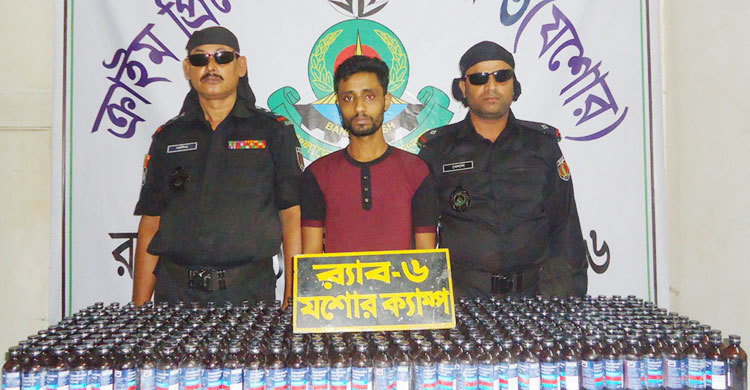 ফেনসিডিলসহ ব্যবসায়ী গ্রেফতার