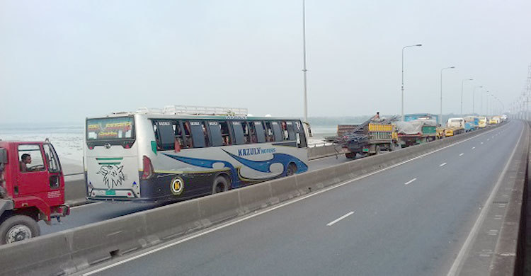 যানবাহন পারাপারে বঙ্গবন্ধু সেতুর নতুন রেকর্ড