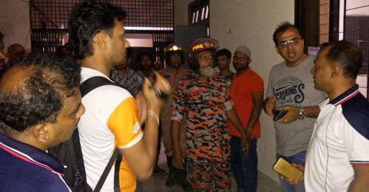 বরগুনার ডিসি অফিসে অগ্নিকাণ্ডে পুড়েছে সার্ভার স্টেশন