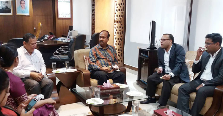 ‘২০ শতাংশ শ্রমিকের সম্মতিতেই ট্রেড ইউনিয়ন’