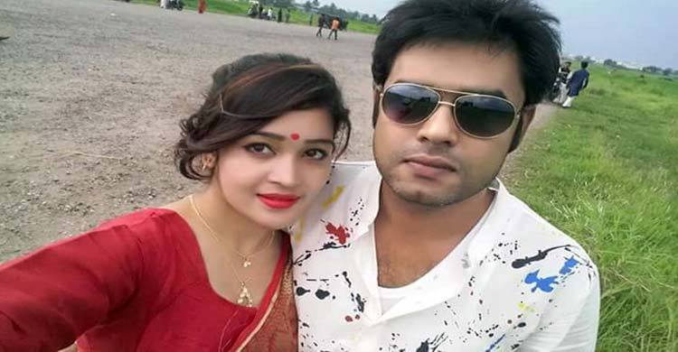 স্ত্রী রেখে উর্মিকে নিয়ে লিভ টুগেদার করতেন সেই খোকন