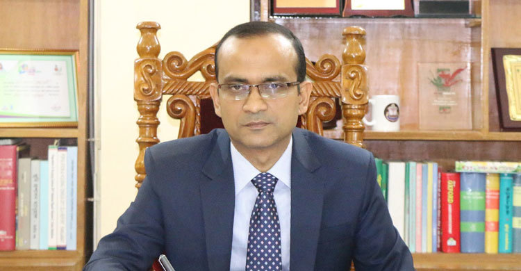 রাঙ্গামাটির ডিসির মোবাইল নম্বর ক্লোন করে অর্থ দাবি