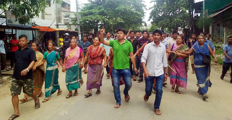 হত্যা মামলার আসামির মুক্তির দাবিতে জেএসএস’র বিক্ষোভ