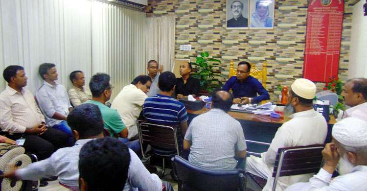 দিনাজপুরে ‘নো হেলমেট নো পেট্রল’