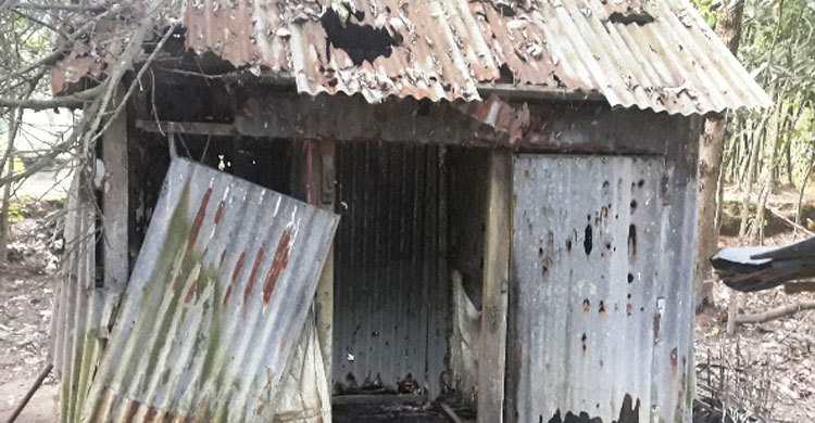 বাউরখুমা আশ্রয়ন প্রকল্পের জরাজীর্ণ দশা