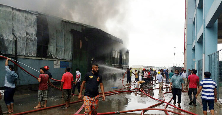 গাজীপুরে কারখানার আগুন নিয়ন্ত্রণে