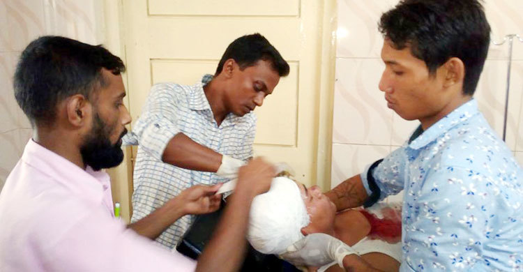 খাগড়াছড়িতে উপজেলা চেয়ারম্যানের ওপর হামলা