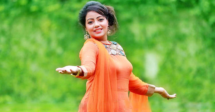 ঈদে কনার ‘নিমন্ত্রণ’