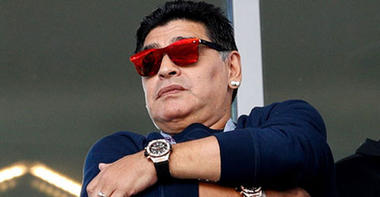 Maradona issues stern warning to Argentina coach Sampaoli