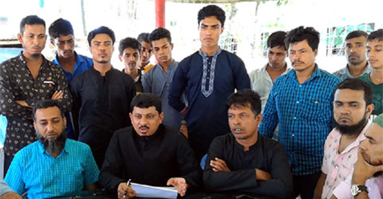 আ.লীগ নেতার বাড়িতে ককটেল হামলা