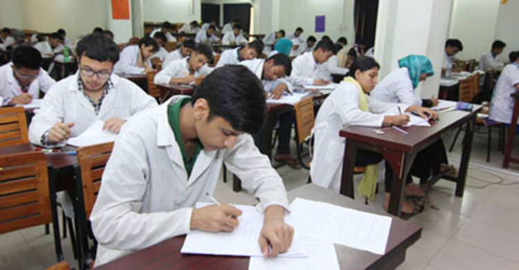 Govt. increases 500 seats in medical colleges