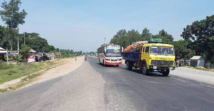 রূপ বদলেছে ঢাকা-টাঙ্গাইল মহাসড়কের