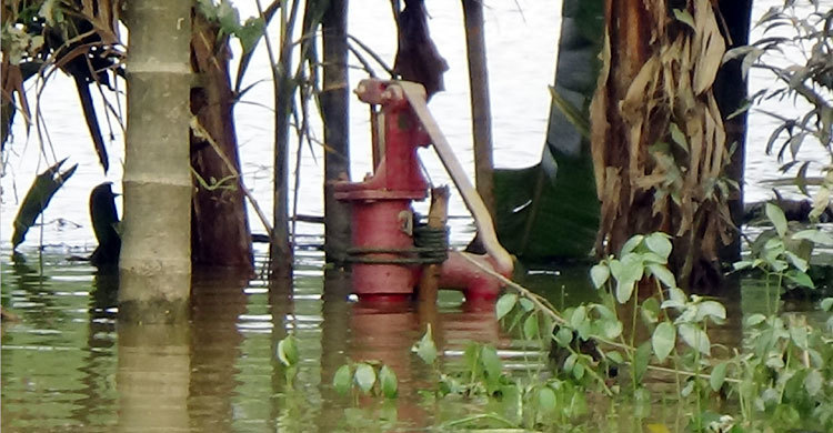 মৌলভীবাজারে খাবার পানির জন্য হাহাকার