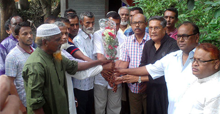 আ.লীগে যোগ দিলেন বিএনপি-জাপার দুই শতাধিক নেতাকর্মী