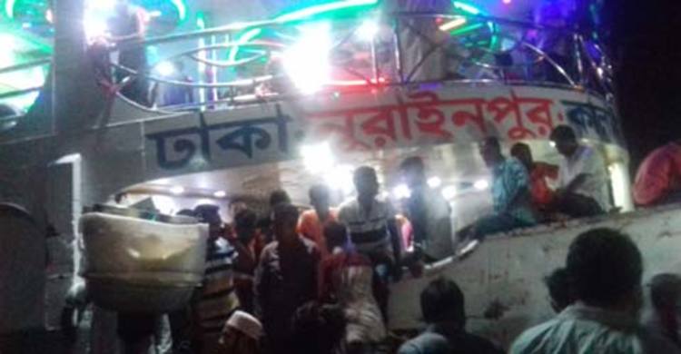 ৩১টি গরু নিয়ে ডুবে গেল ট্রলারটি, ৩ জন নিখোঁজ