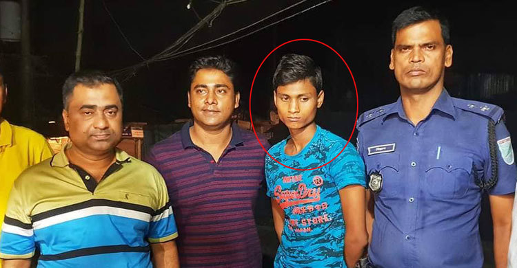 স্কুলছাত্রীকে কুপিয়ে জখমের ঘটনায় মফিজুল গ্রেফতার