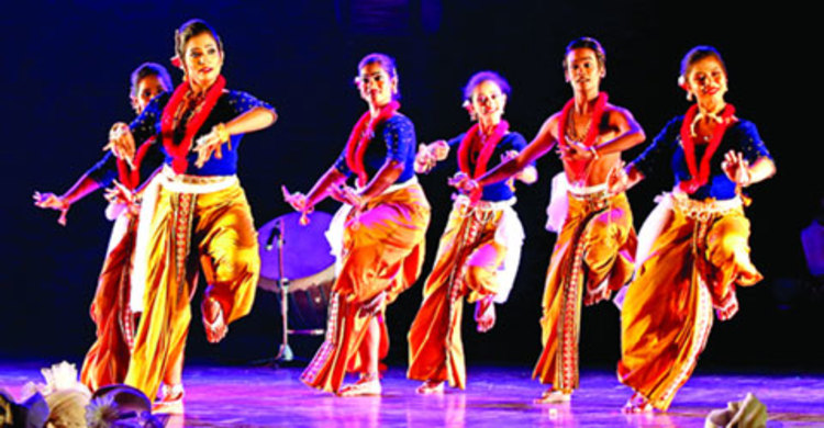 মণিপুরি নৃত্য উৎসব শেষ হচ্ছে আজ