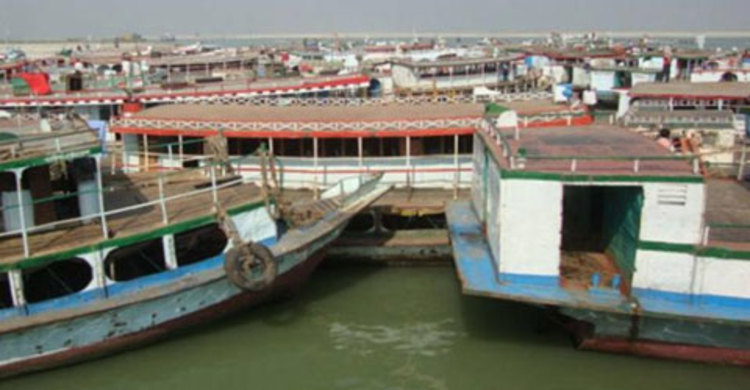 পাটুরিয়া-দৌলতদিয়া নৌ-রুটে লঞ্চ চলাচল বন্ধ