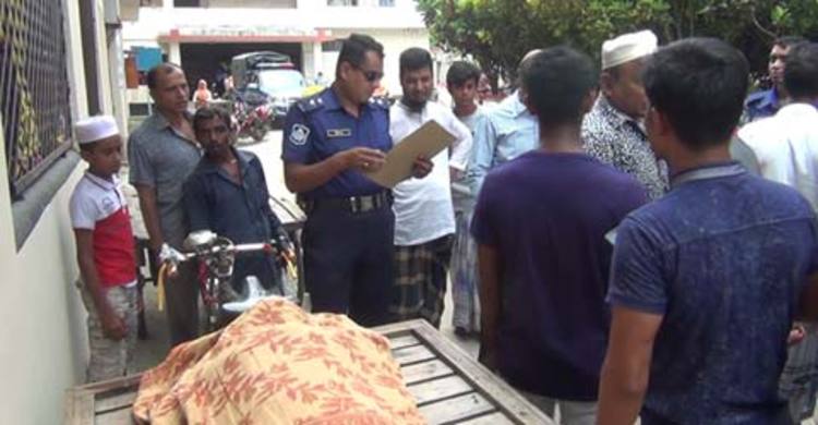 খুটি স্থাপনের সময় বাসচাপায় পল্লী বিদ্যুৎ কর্মচারী নিহত