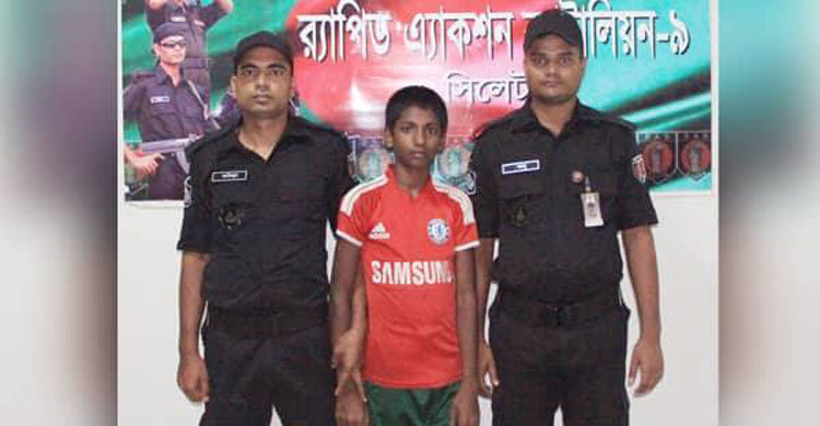 লেখাপড়ার প্রতি অনিহা থেকেই পালিয়ে যায় নাহিদ