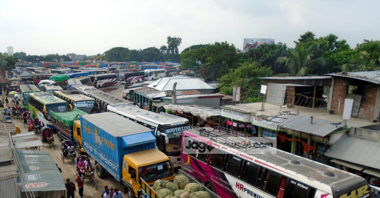 দৌলতদিয়ায় নদী পারের দীর্ঘ অপেক্ষা