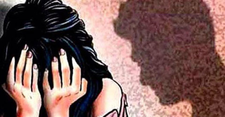 শিশুকে ধর্ষণের সময় হাতেনাতে ধরা ধর্ষক