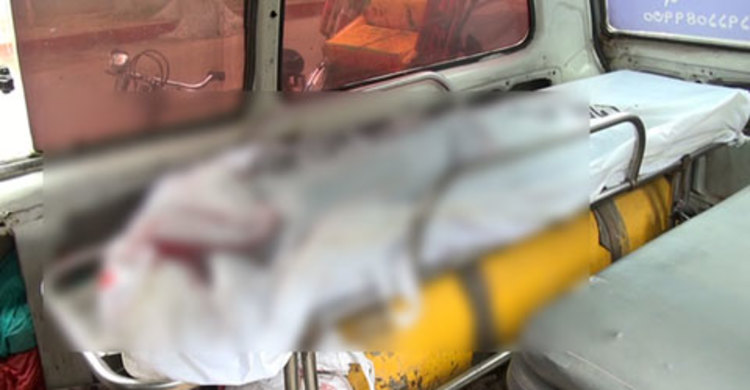 সাভারে বাস-ট্রাক সংঘর্ষে নিহত ১